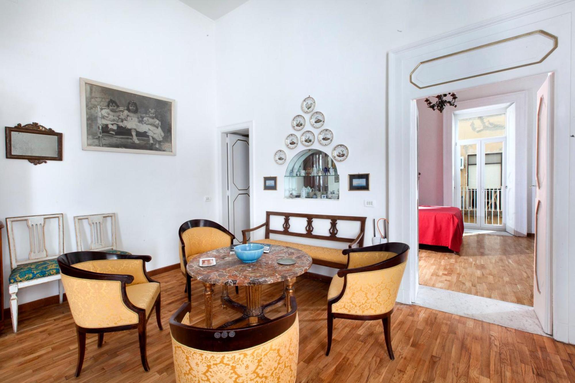 Teresella Suite เนเปิลส์ ภายนอก รูปภาพ
